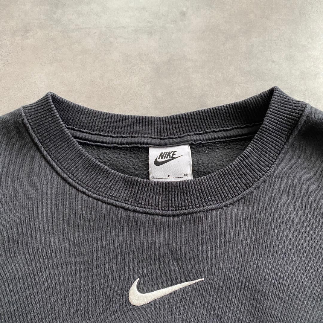 NIKE ナイキ スウェット センタースウッシュ 古着 刺繍 黒 13791 NIKE ナイキ スウェット センタースウッシュ 古着 刺繍 黒 13791