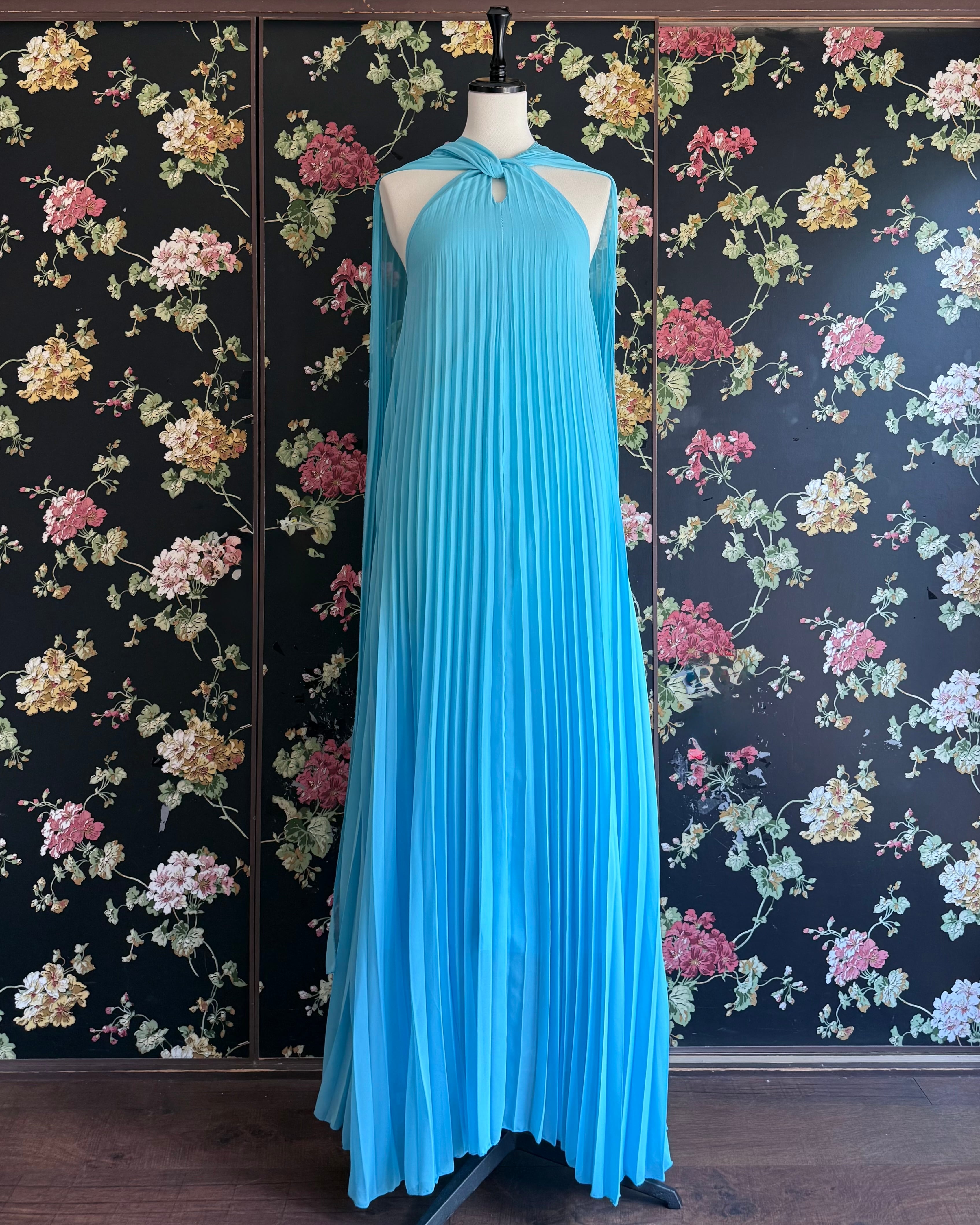 ブルー | 代官山インポートワンピースのセレクトショップ Wild Lily
