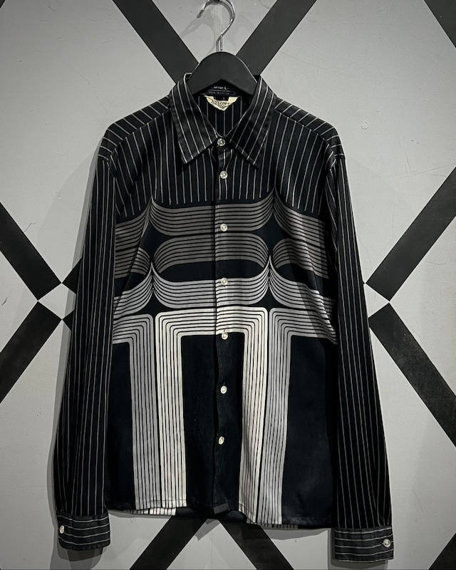 【X VINTAGE】70’s “Pierre Cardin” Geometric Stripe Pattern Vintage L/S Shirt