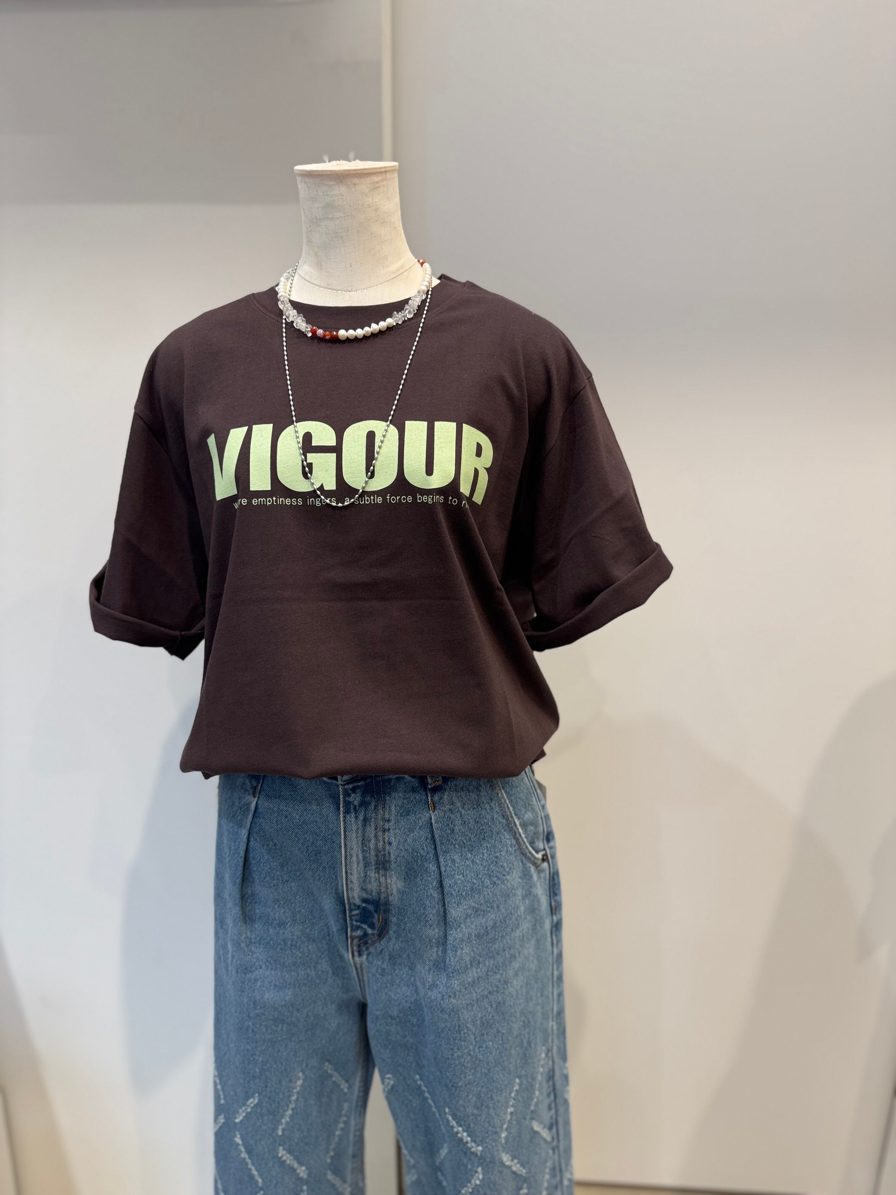 【CHIGNON】"VIGOR"プリントTee 8461-102