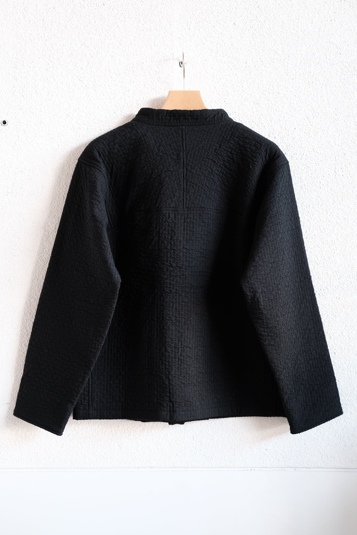 mittan 中わた刺し子織ジャケット 中綿 MITTAN 中綿刺し子織ジャケット (黒) | unum