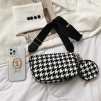 バッグ 千鳥模様 ミニショルダーバッグ ミニバッグ 小さめ コンパクト 軽量 軽い 旅行 お出かけ おしゃれ アクセント 肩掛け スタイリッシュ 小物収納 かわいい 可愛い 普段使い レディースファッション ポーチ付き【cw-a-6383】