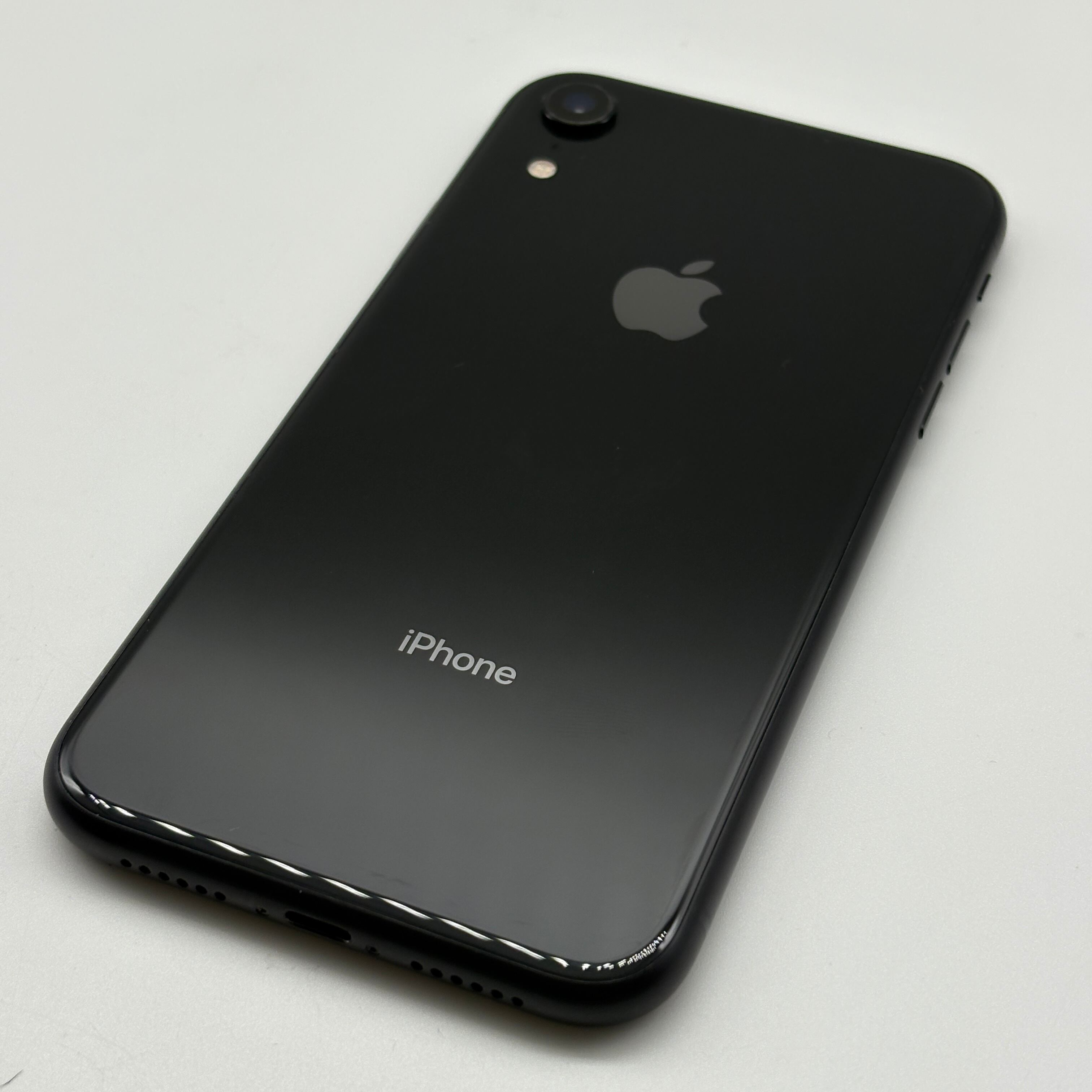 iPhoneXR 128GB ブラック アイフォン本体 SIMフリー SIMロック解除済み