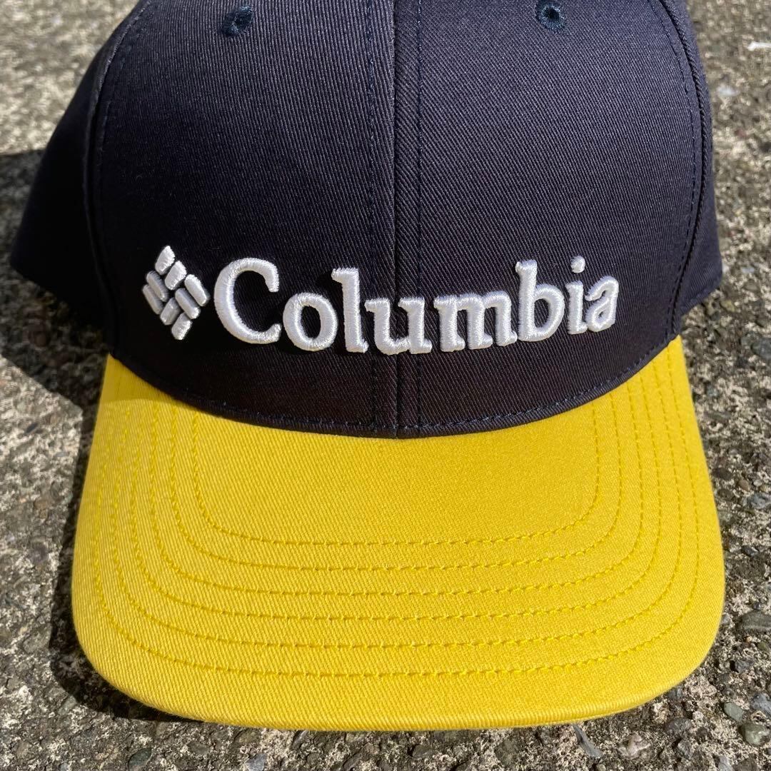 【O / S size】Columbia アイコニックロゴ刺繍 バイカラー 紺 × 黄 スナップバック ギャップ