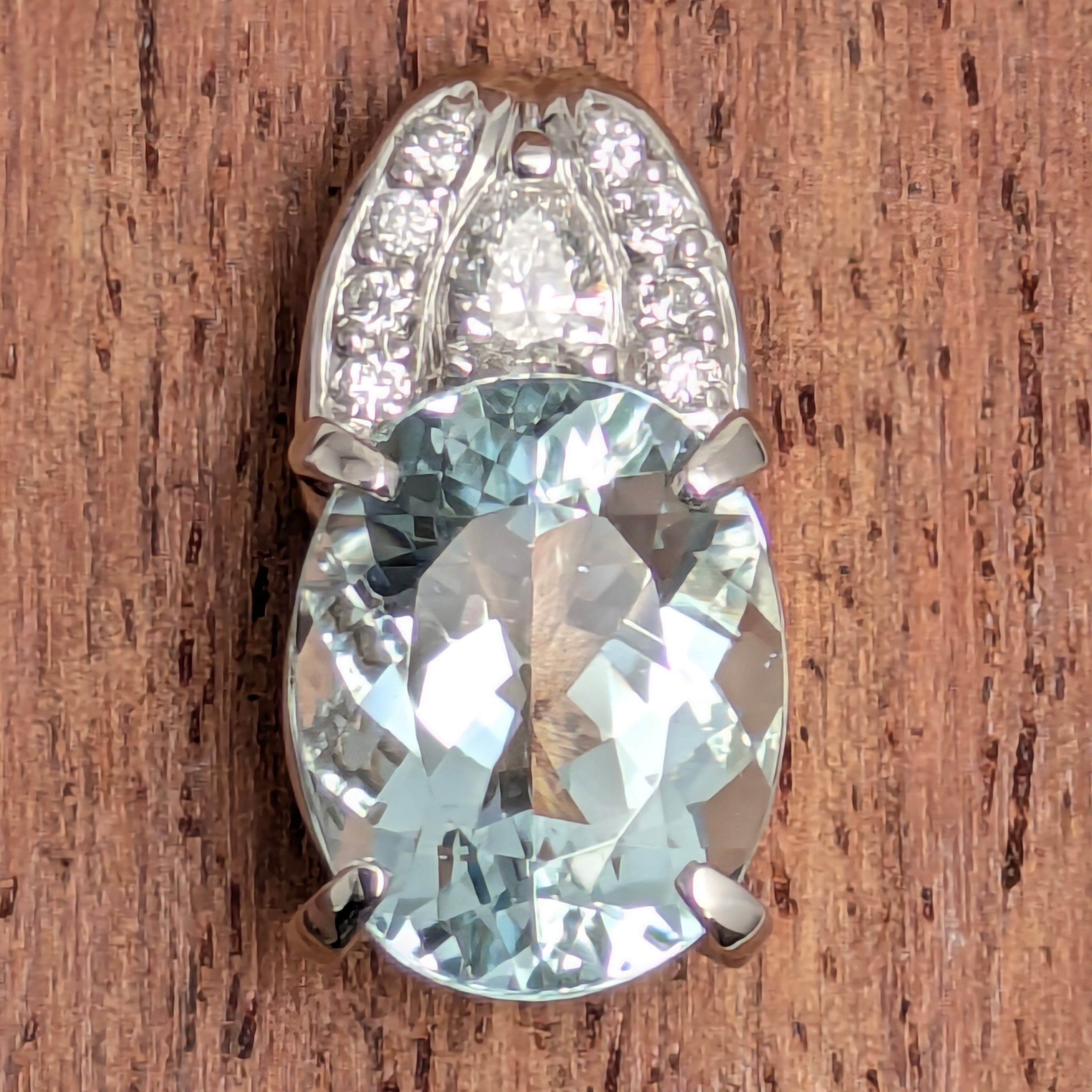 Pt900アクアマリンペンダントヘッド アクアマリン 2.54ct ダイヤモンド