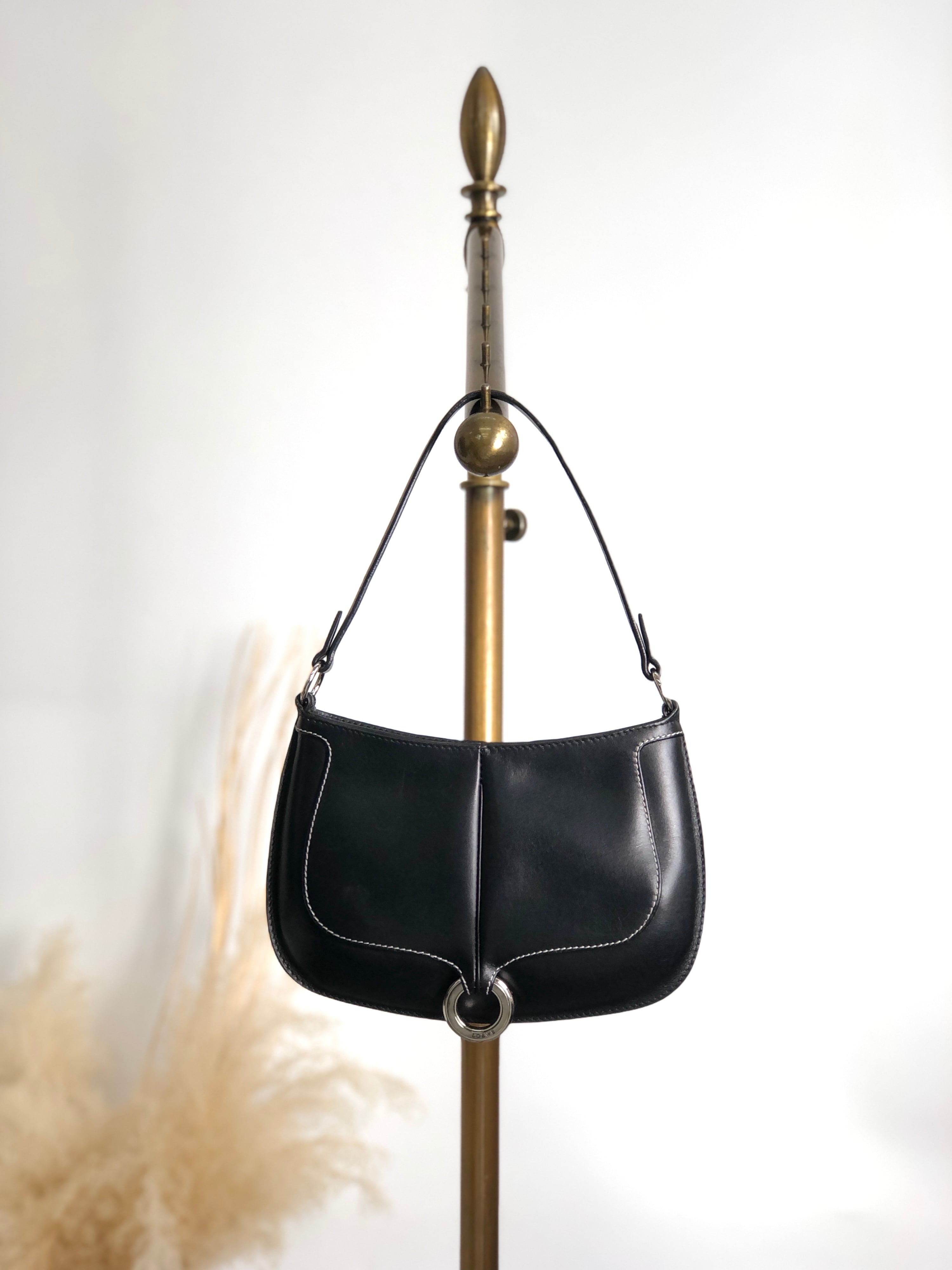 LOEWE ロエベ ハンドバッグ ブラック ロゴ サークルモチーフ レザー