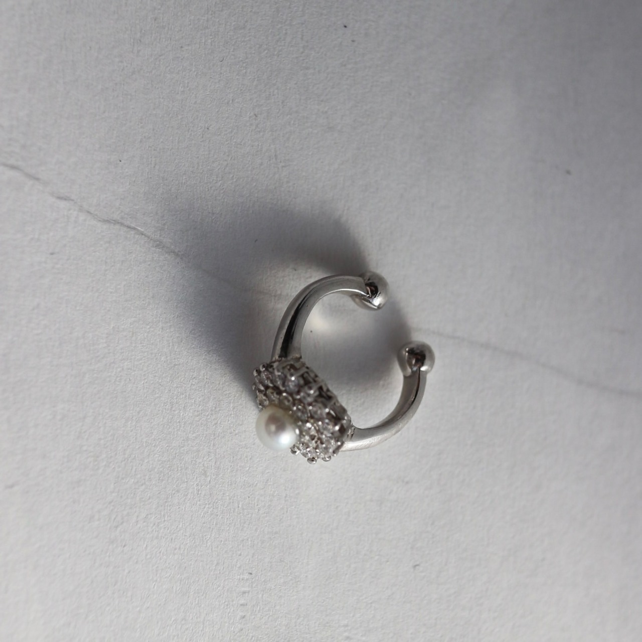 先行予約　Halo Knot earcuff