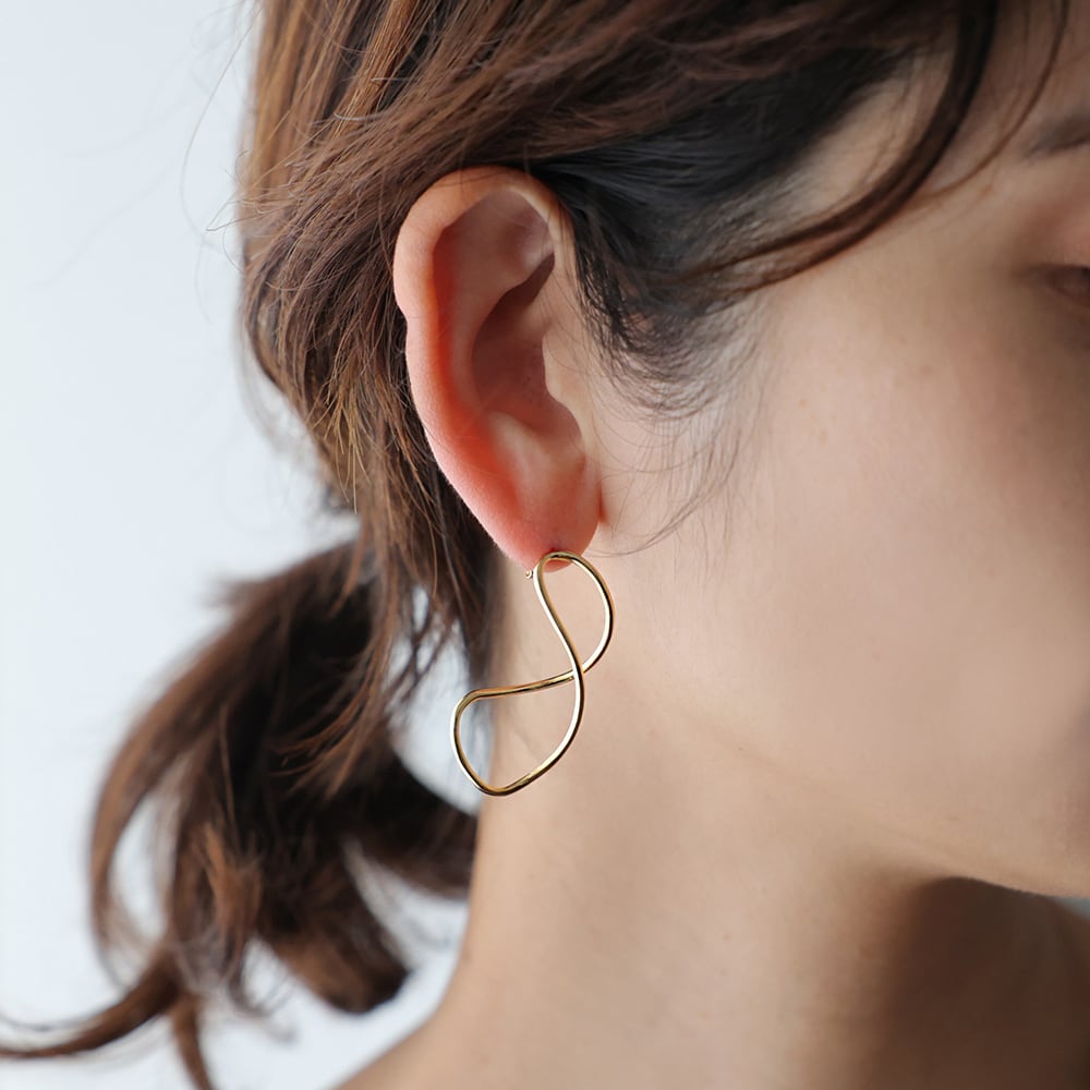 shesay アシンメトリーピアス | Zakka so-la