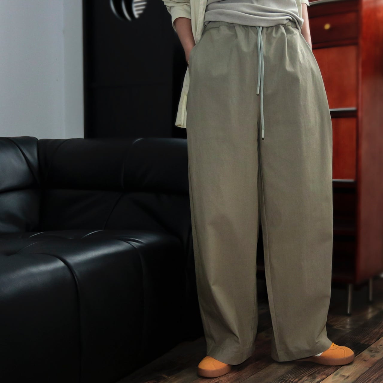 アーバンリラックスドロストワイドパンツ A02196