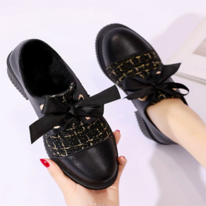 【送料無料】 ローファー 2色 革靴 靴 シューズ ローヒール ラウンドトゥ 丸トゥ リボン 異素材切り替え ドッキング 裏起毛 厚手生地 レザー ツイード エレガント 可愛い 大人可愛い きれいめ シンプル カジュアル シック コンサバ 華やか 大人 上品 おしゃれ こなれ感 高見え 高級感 フェミニン チェック柄 秋 冬 レディース レディース 女性用 ママ 10代 20代 30代 40代 デート お出かけ 女子会 お呼ばれ 休日 お茶会 授業参観 パーティ 結婚式 二次会 垢抜け ファッション