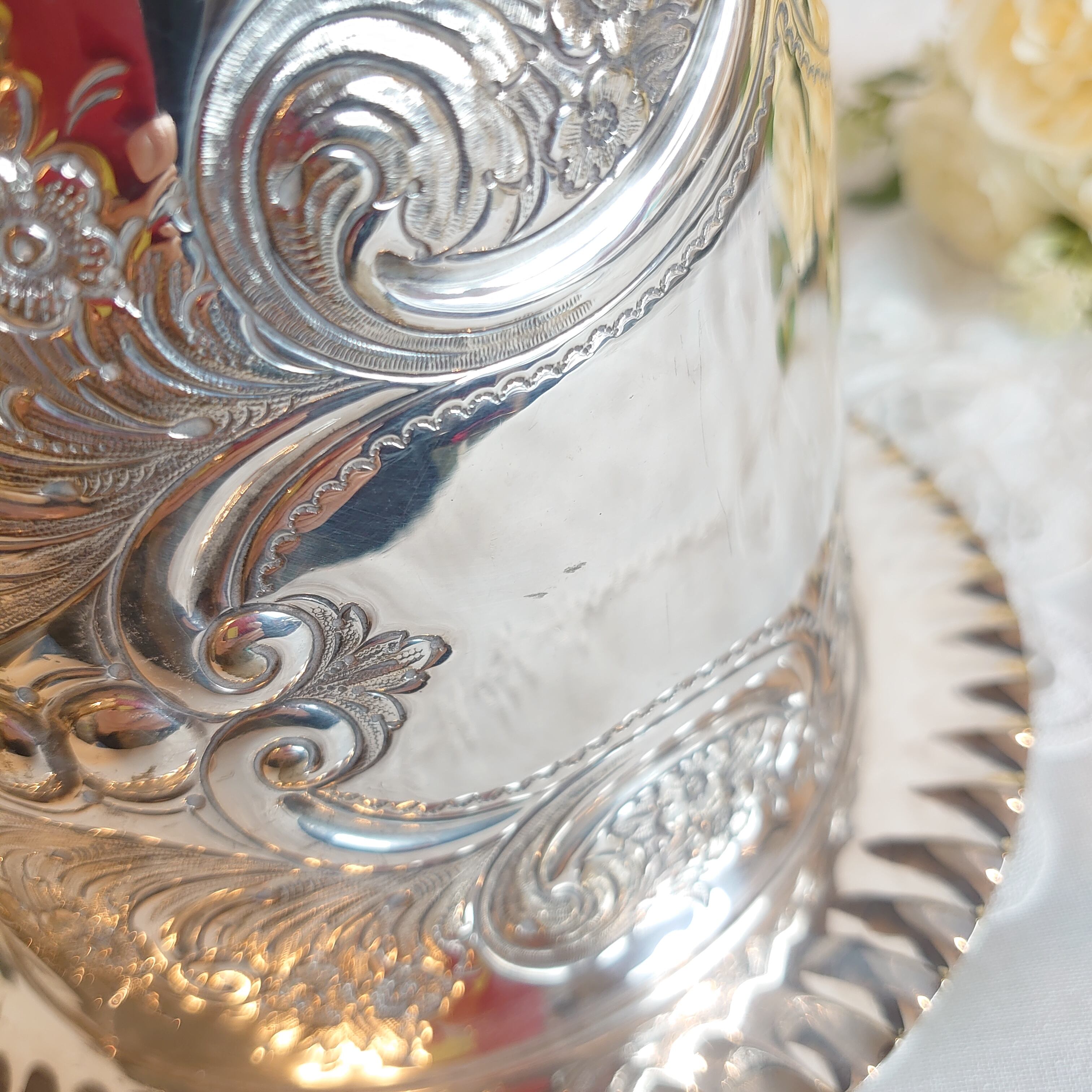 シルバービスケットボックス | アンティークショップ リベルテ