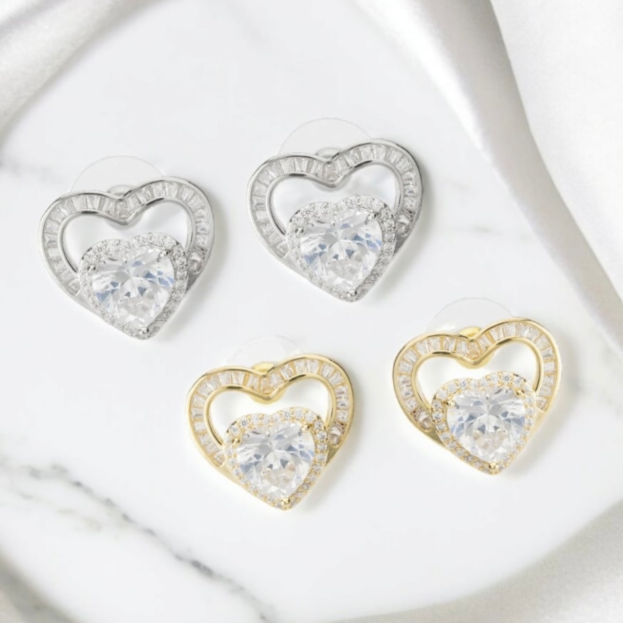 ダブルハートピアス( ゴールド / シルバー)