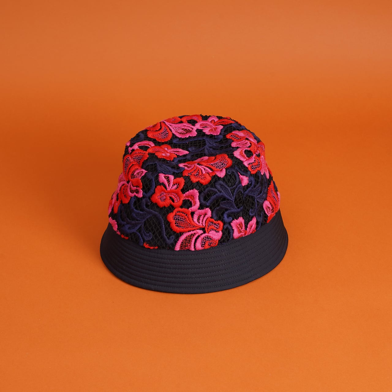 【再入荷】Paola-インポートのレースを使用したバケットハット-