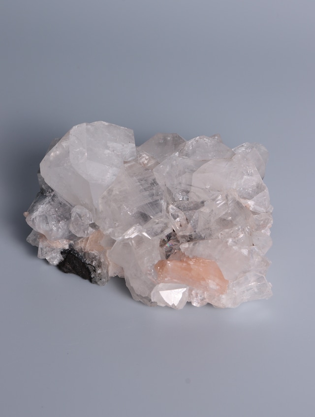 APOPHYLLITE CLUSTER