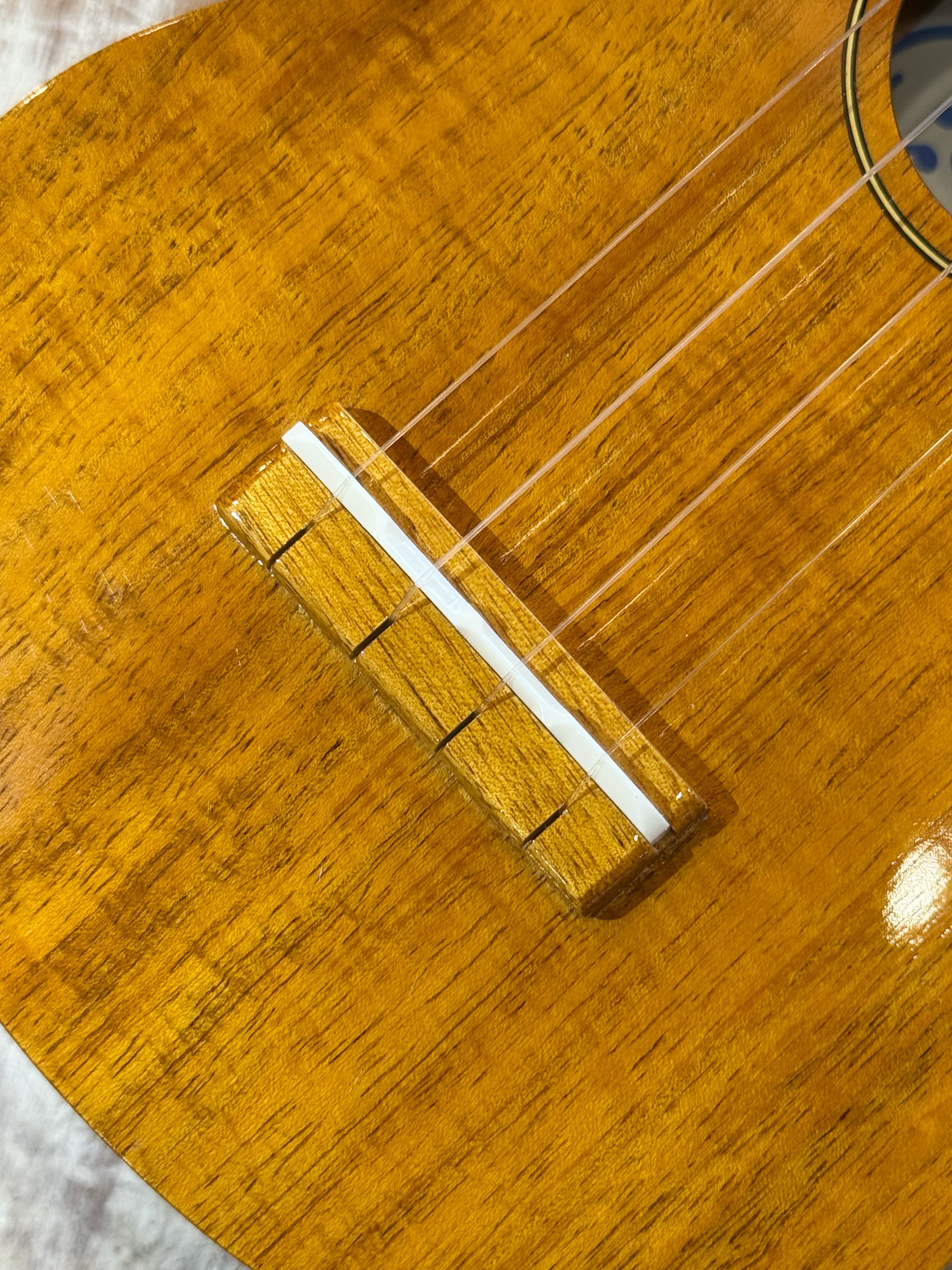 Famous フェイマス ウクレレ FLS-5GC ハワイアンコア ソプラノ ロング