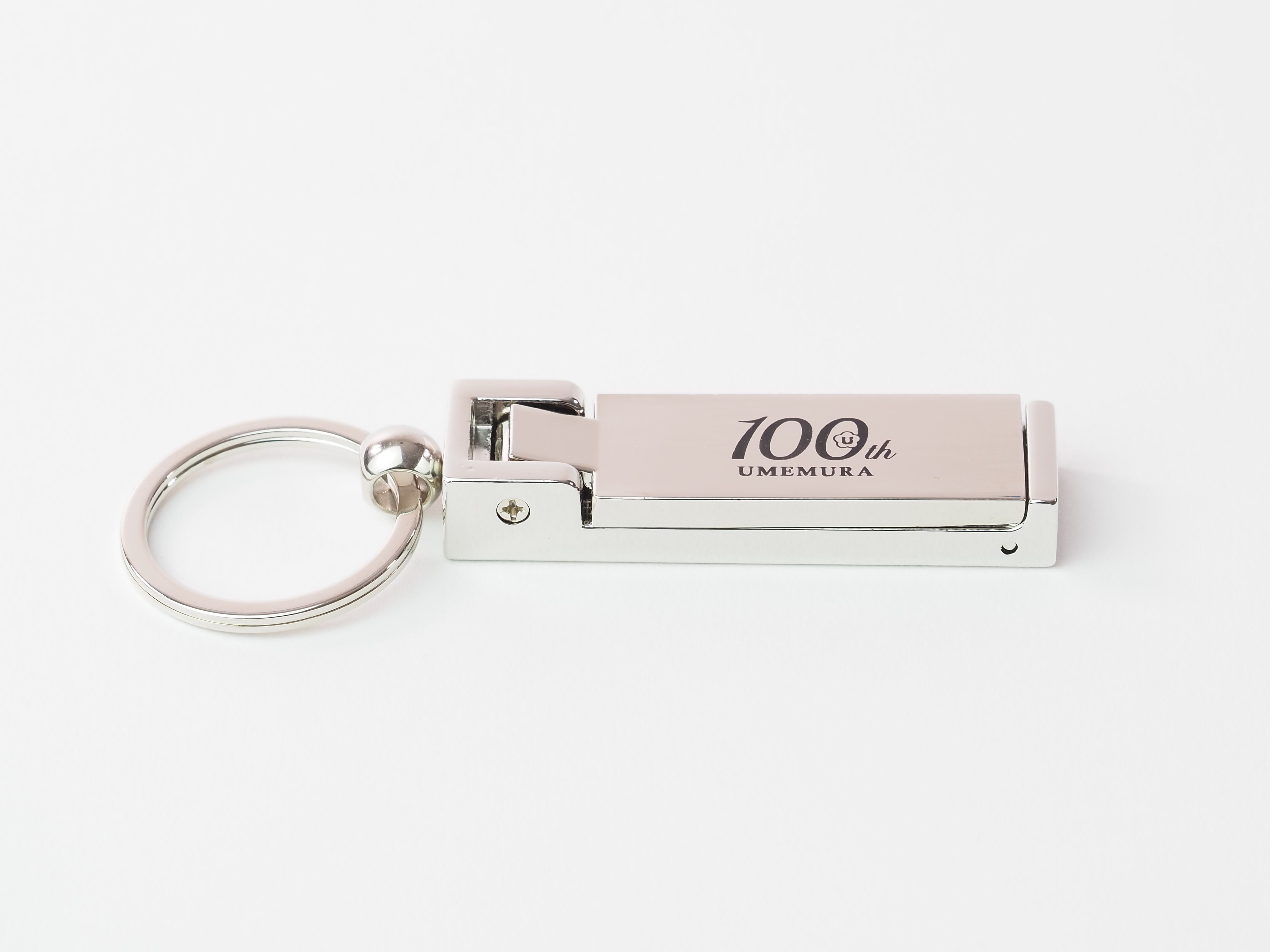 梅村学園100周年ロゴ入りスマホスタンド 中京大学 中京大中京高校オリジナルグッズショップ