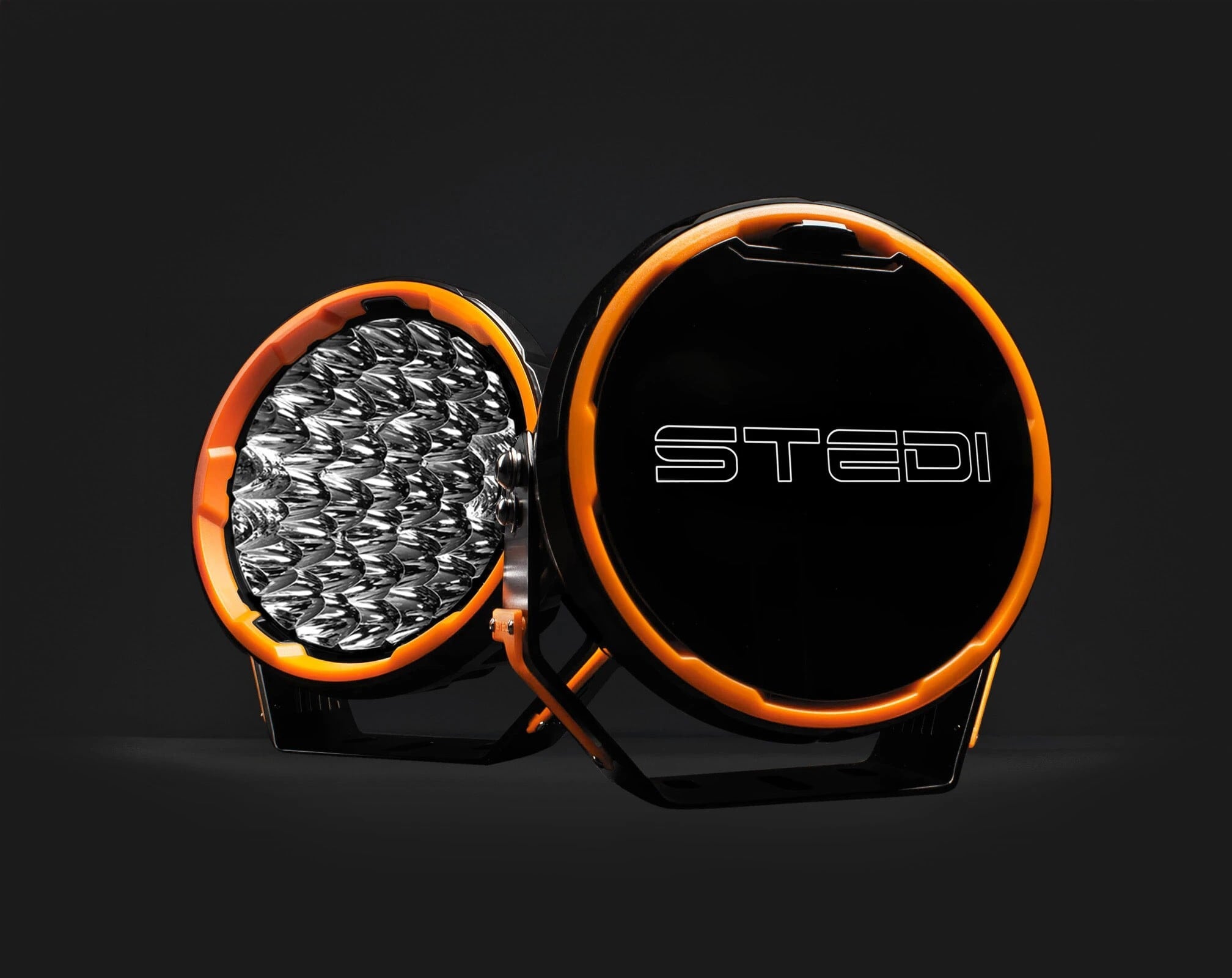 STEDI TYPE X SPORT ライト　7インチ STEDI™ Type-X™ Sport 7 Inch LED 4WD Spotlights (Pair)