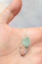 グリーンアポフィライト × ヒューランダイト 「輝く人参」Green Apophyllite × Heulandite ◇ 天然石・鉱物・パワーストーン・原石 | st00353