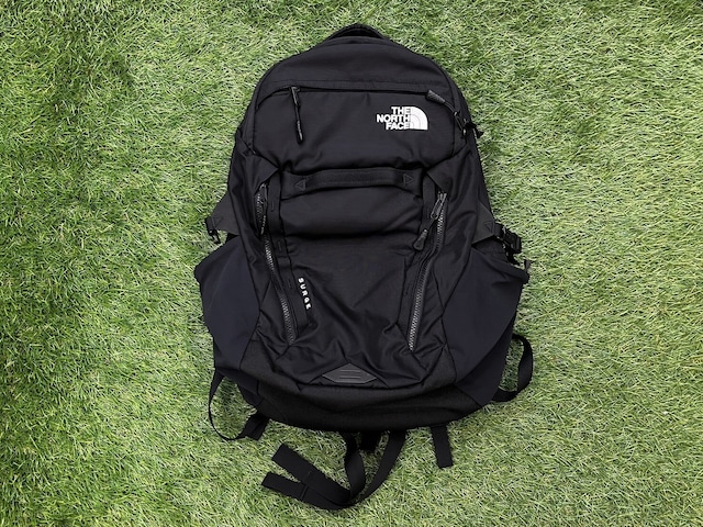 THE NORTH FACE	SURGE BACKPACK BLACK 77302