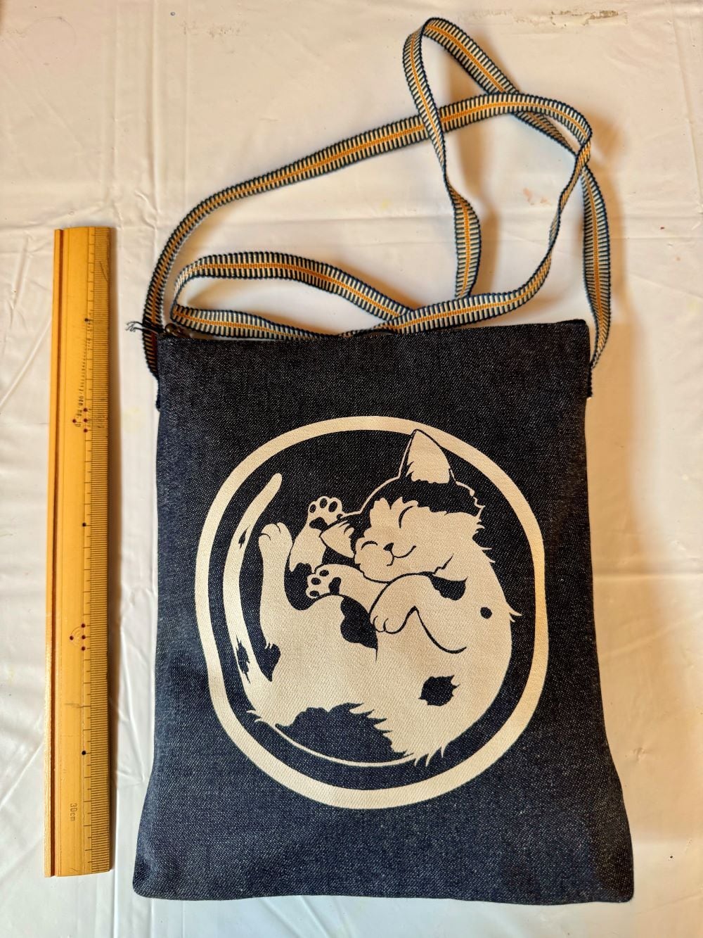 岡山デニム「にゃおとら」ポシェット（A） Japanese denim pochette (A