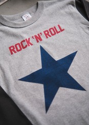 the "ROCK 'N' ROLL STAR" letterpress 3/4 sleeve baseball tee in heather×ink black gray（受注生産）