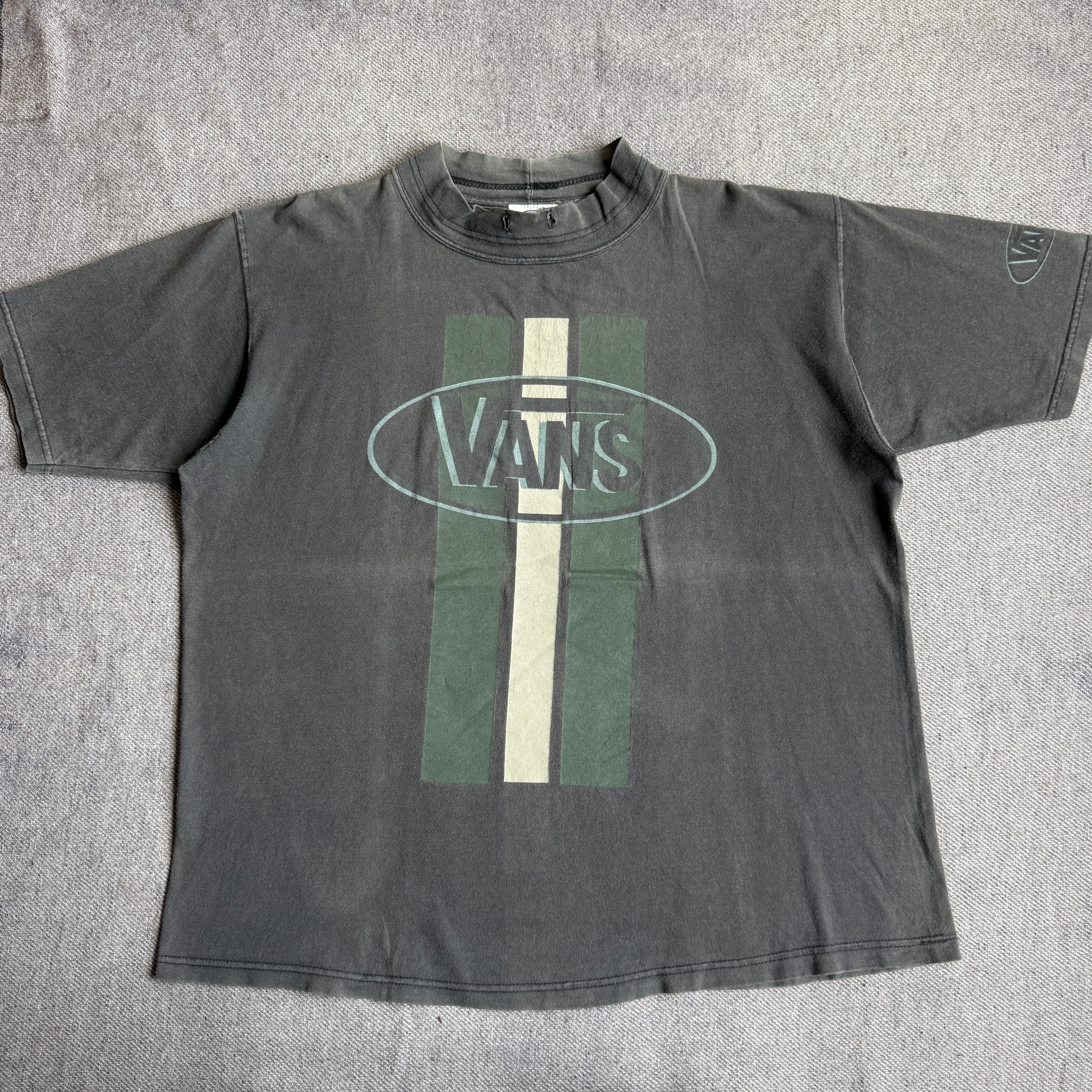 vans バンズ　Tシャツ　USA製　90s 00s FJ USA製 90s VANS printed T-shirt バンズ | SOMEHOW GOOD SHOP