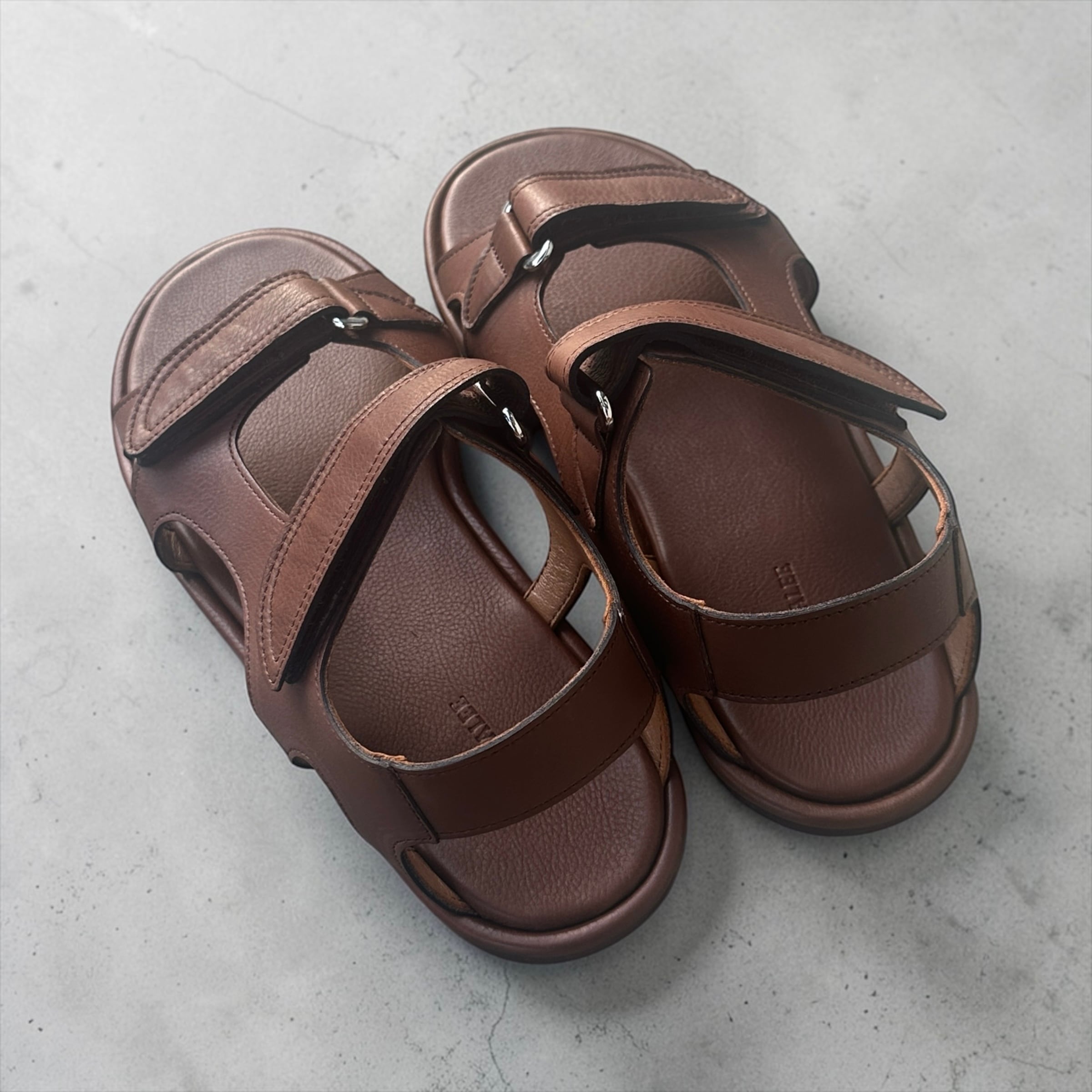 AURALEE  [SOFT LEATHER DOUBLE STRAP SANDALS]
