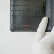 LOUIS VUITTON ルイヴィトン エピ ポルトモネ ビエ 二つ折り財布 コンパクト ウォレット M63552 ブラック