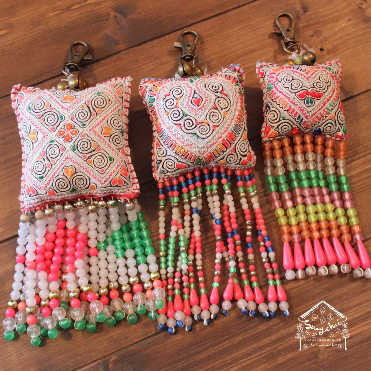 タイの民族刺繍雑貨・衣料スアイチャイ