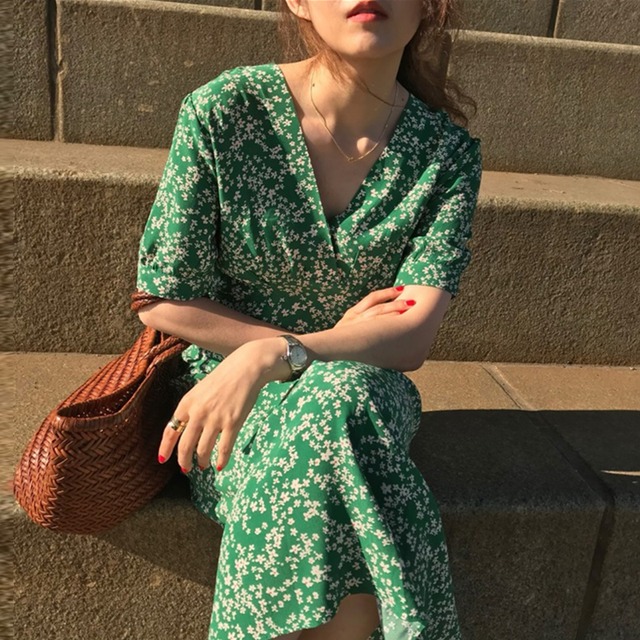 レトロフラワーロングワンピース　10800