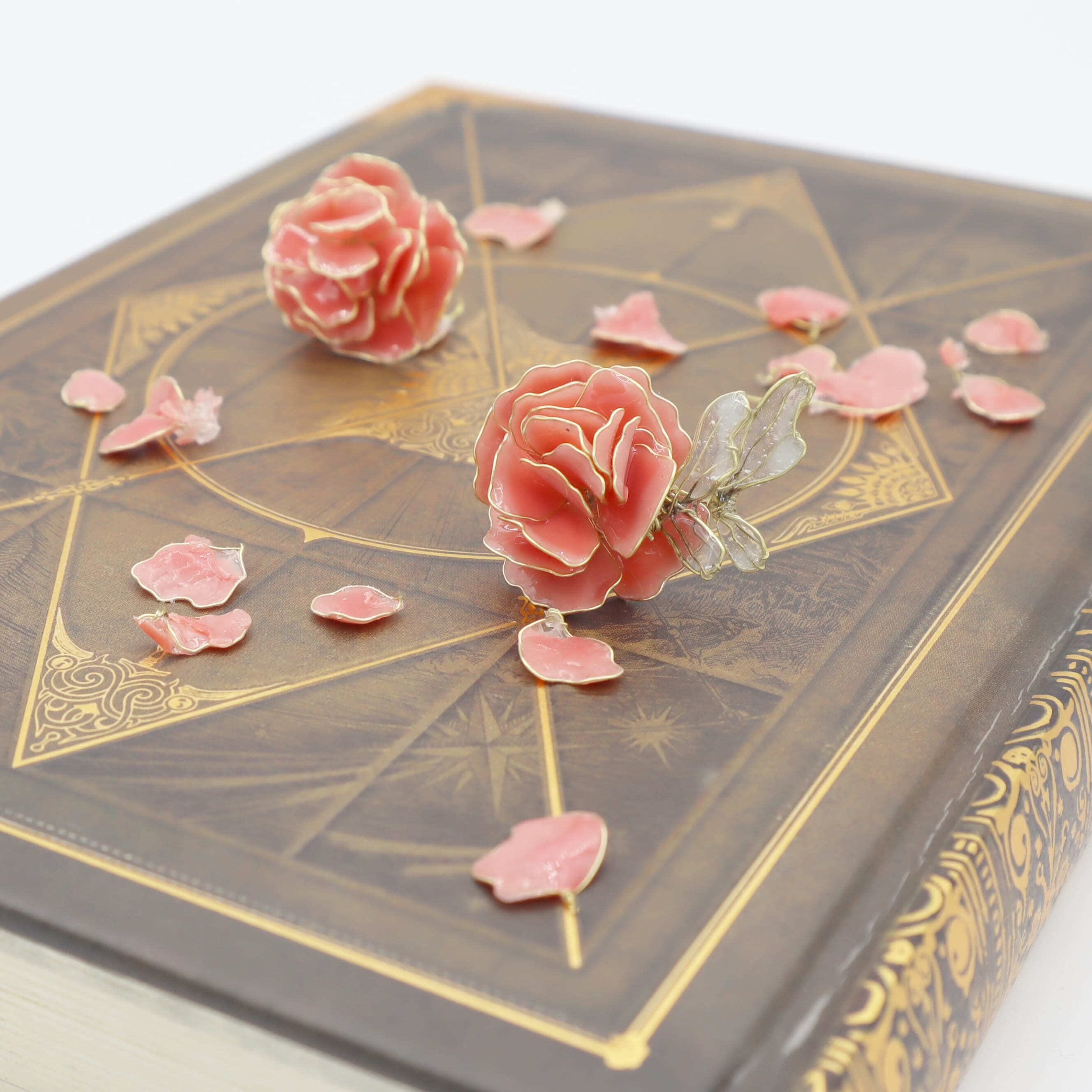 shy fairyピアス（peony）