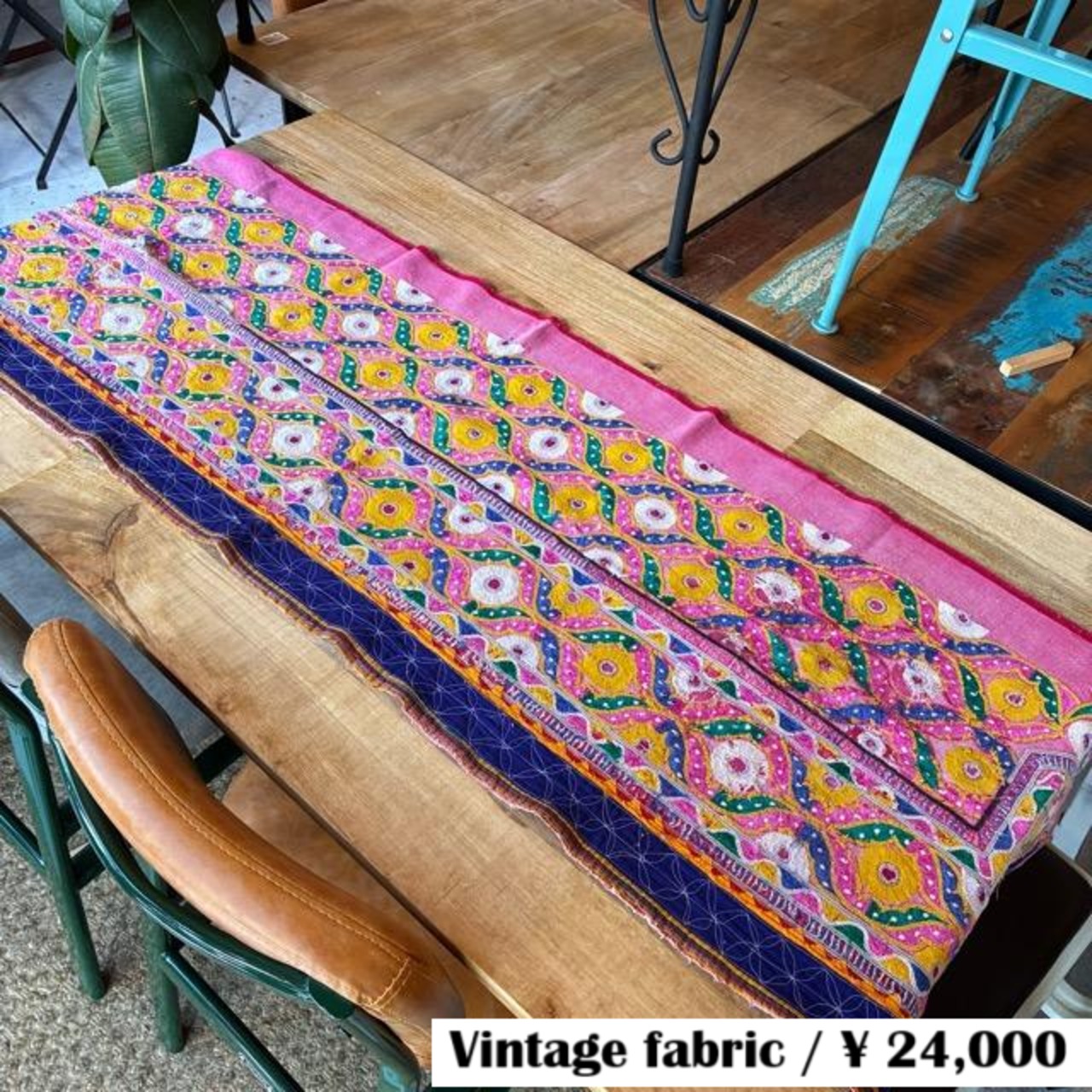 INDIA Vintage Rabari embroidered fabric 50×180cm 24000-2