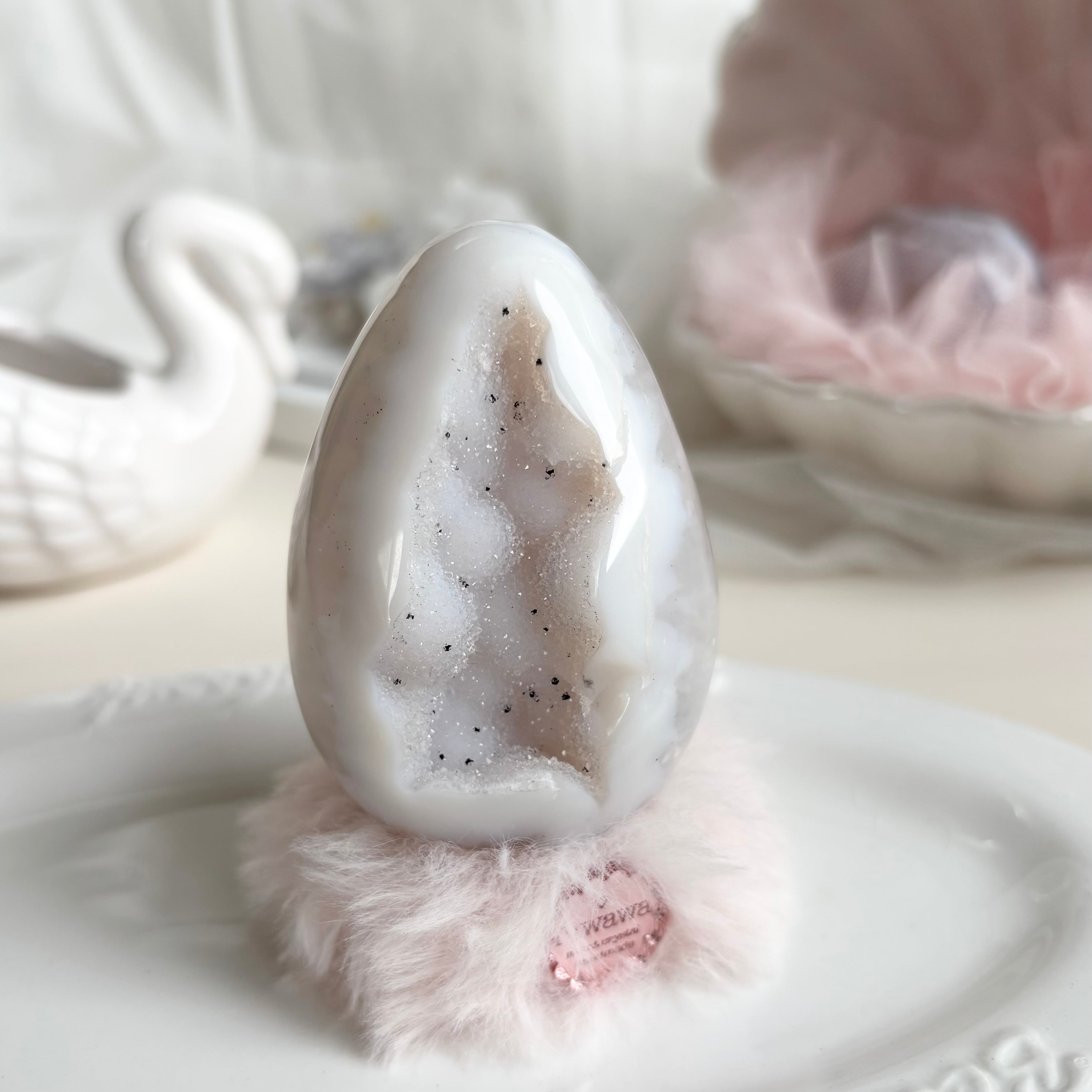天然石 雪模様の桜瑪瑙 エッグ 台座付き 正規品販売サイト