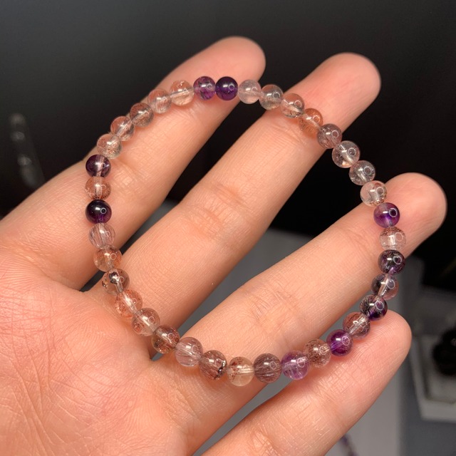 6エレスチャルクォーツブレスレット
