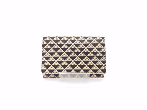 名刺入　黒/白　鱗柄