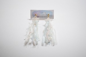 【ピアス変更可能】ねこがーる/なついろくらげの耳飾り