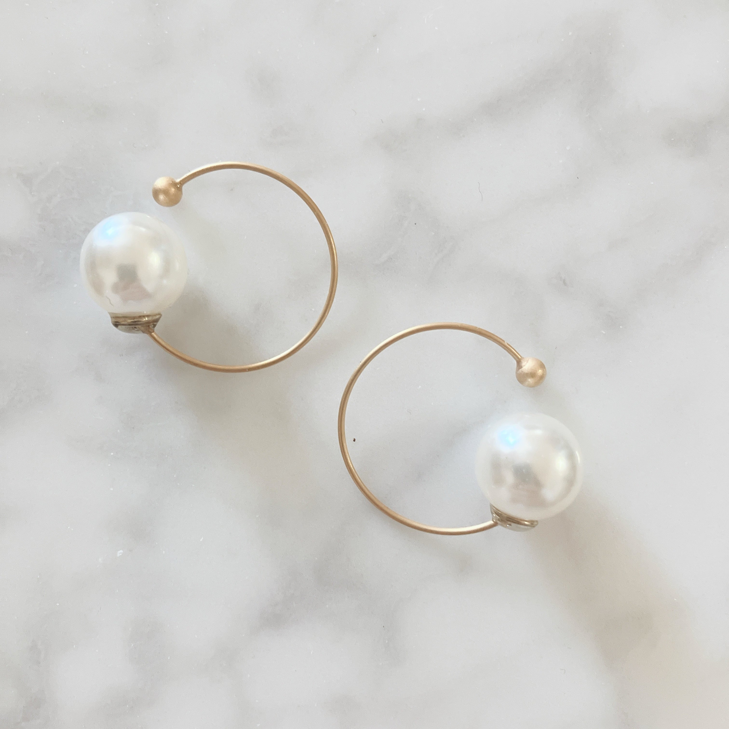 2025年販売終了】シンプルビューティーカフ（シルバー＆パール