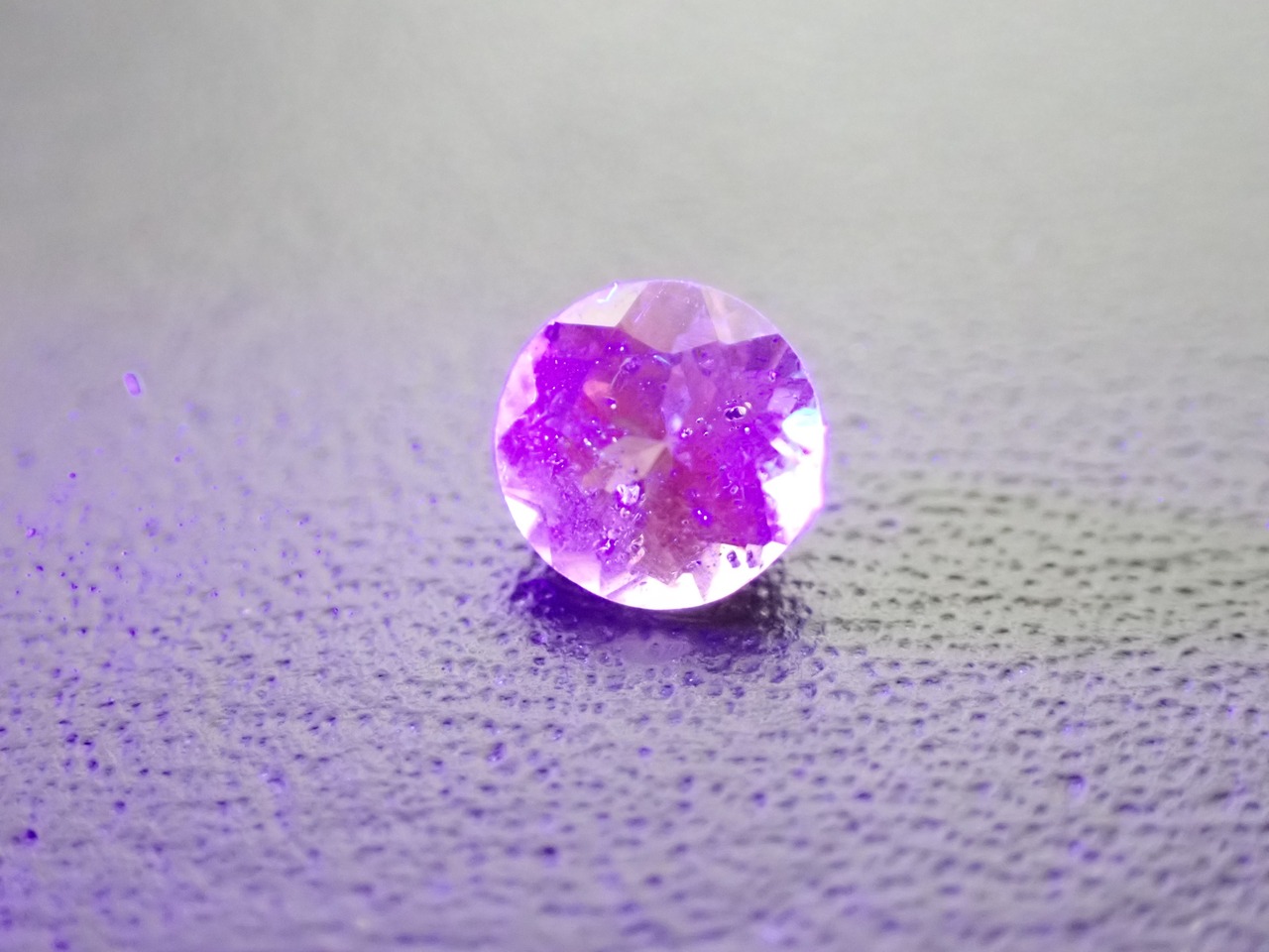 ドラゴンガーネット　0.65ct　[C13‐746]