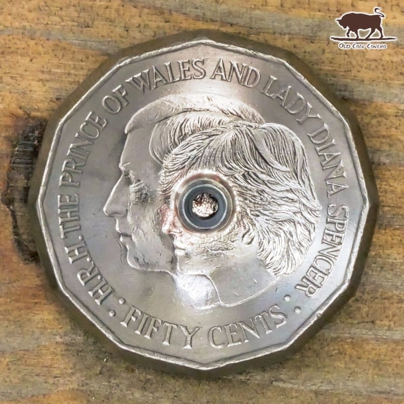 コンチョ オーストラリア 50セント エリザベス 女王 1981年 燻し 32mm
