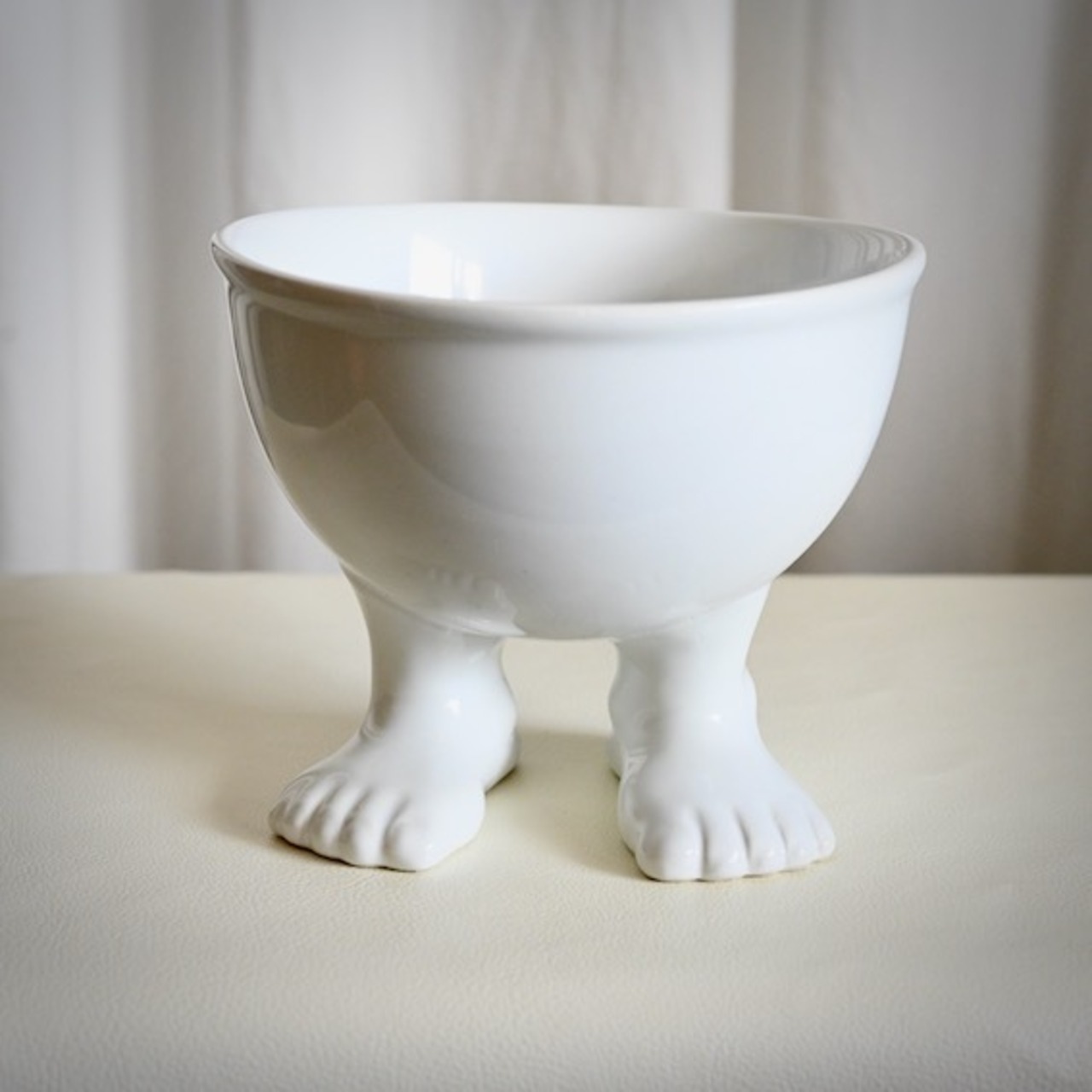 Dylan Kendall FOOTED BOWL 【S】