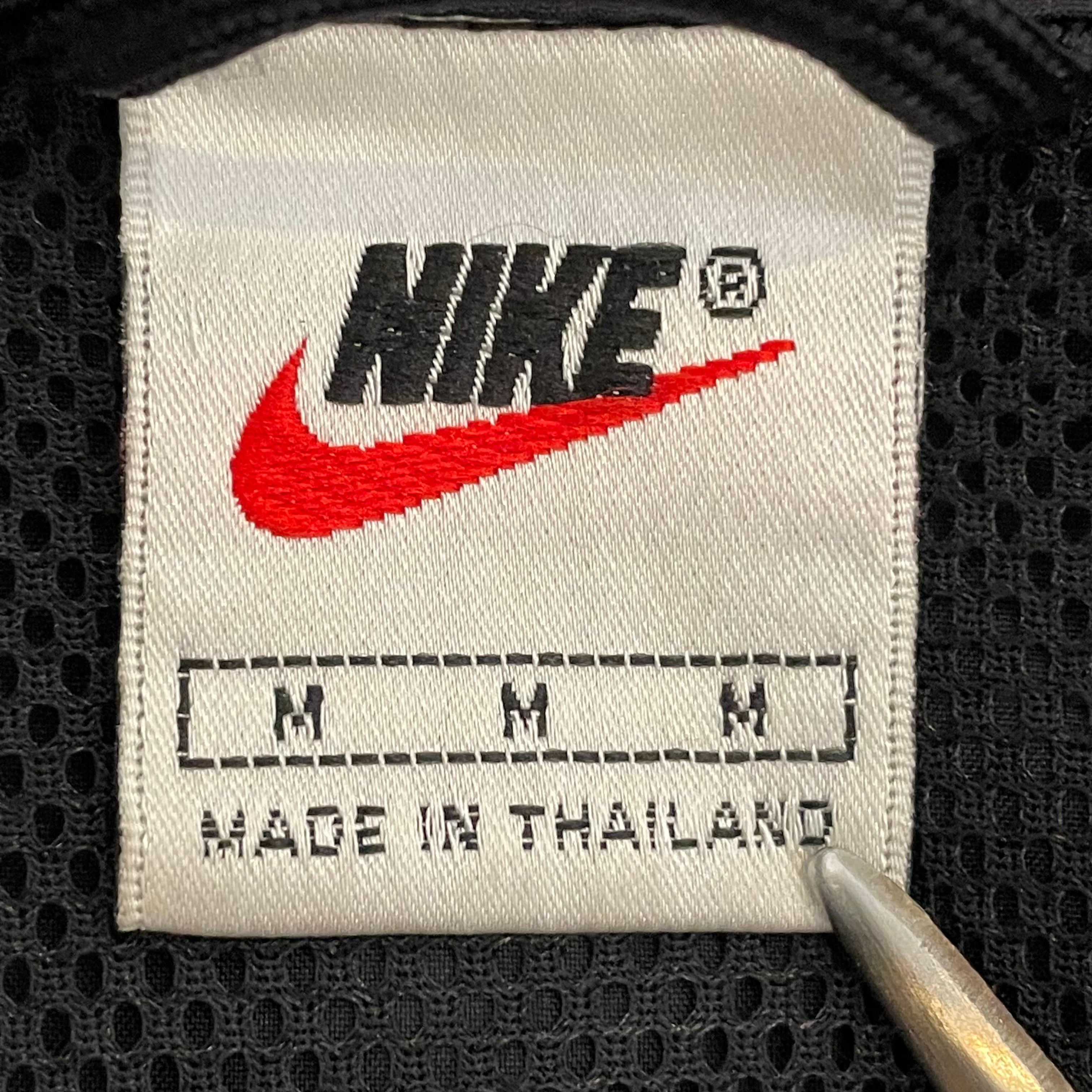 【NIKE】USA製 90s 白タグ ナイキ ナイロンジャケット 刺繍 M相当