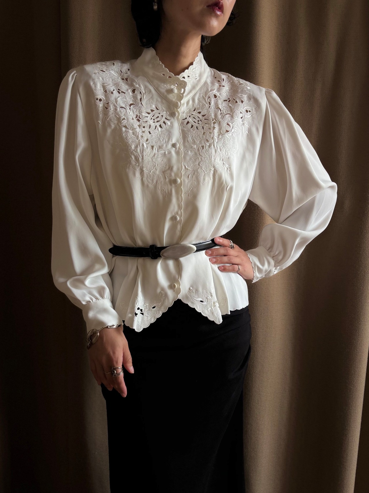 refined floral embroidery stand collar shirt-5274-6