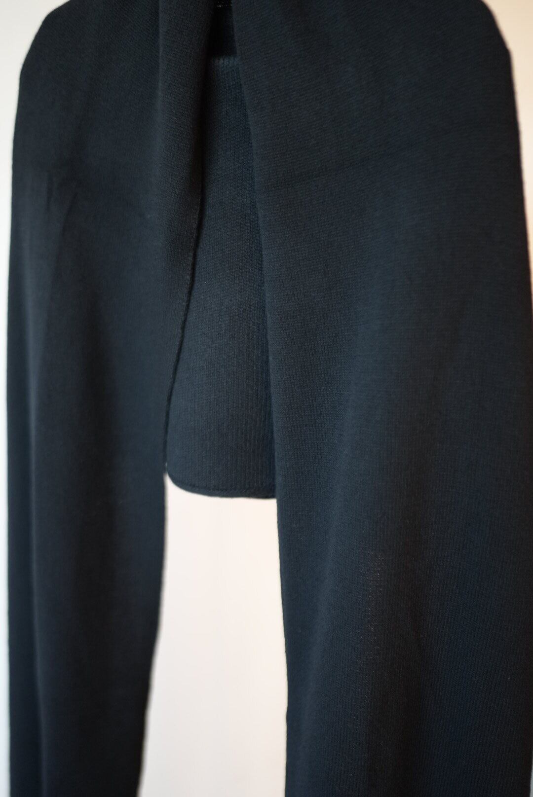 MOON TREE PLANET - Mantle black | MOON TREE PLANET 