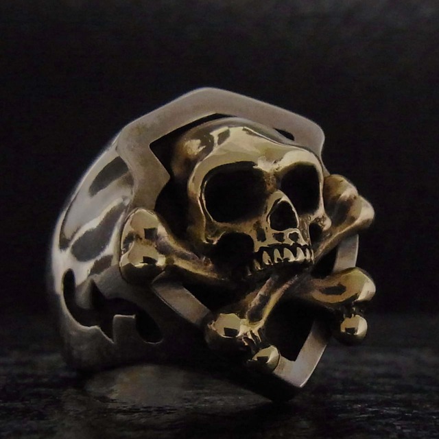 CROSSBONE Ring