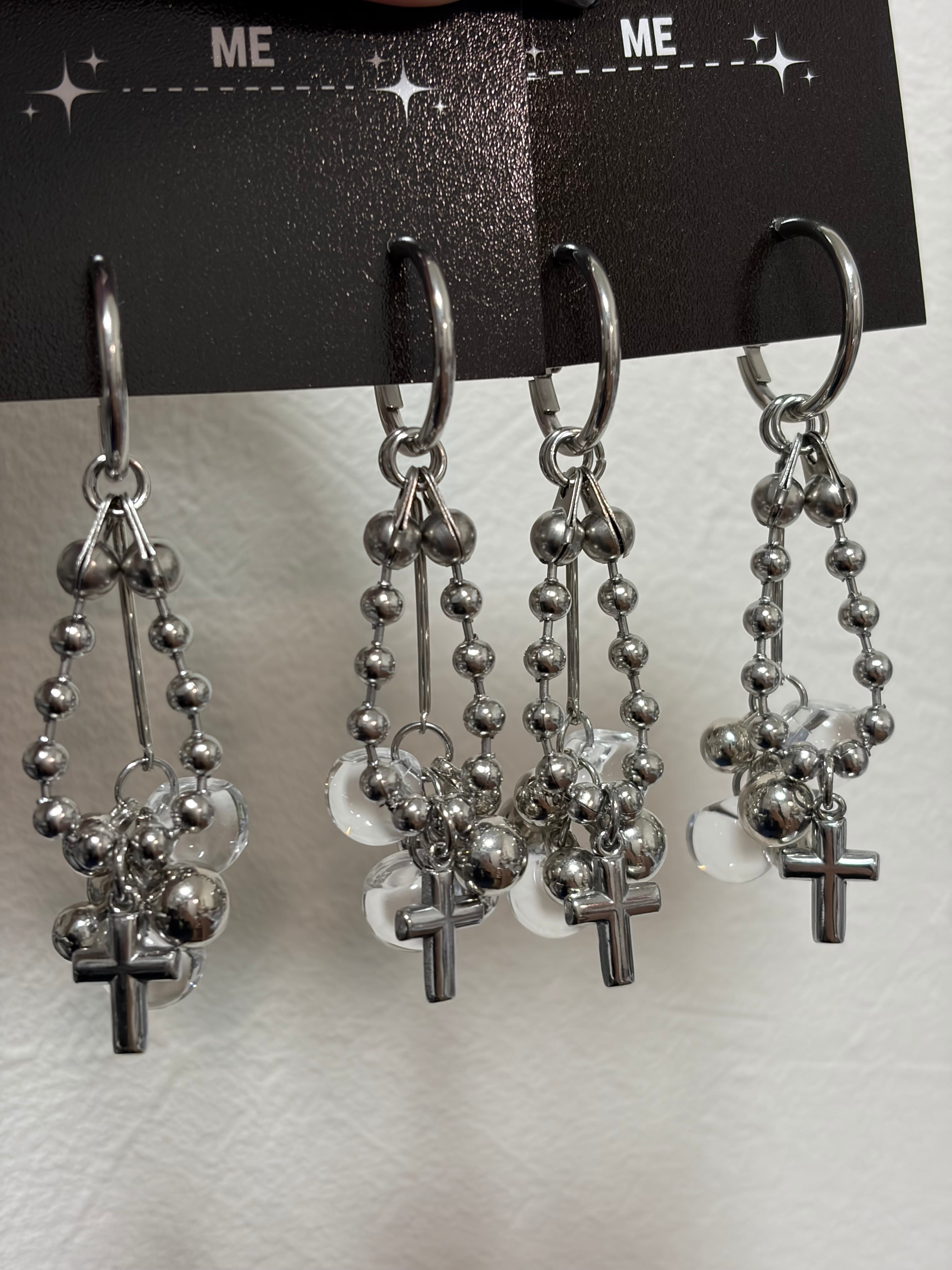 クロスチェーンピアス