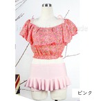 レディース水着 3点セット フリルスカート オフショルダー風 花柄 トップス ガーリー系 ビキニ 体型カバー セパレート スイムウェア フェミニン 夏コーデ 海 プール 女子旅 デートコーデ 着痩せ効果 大人可愛い フリルデザイン  w826
