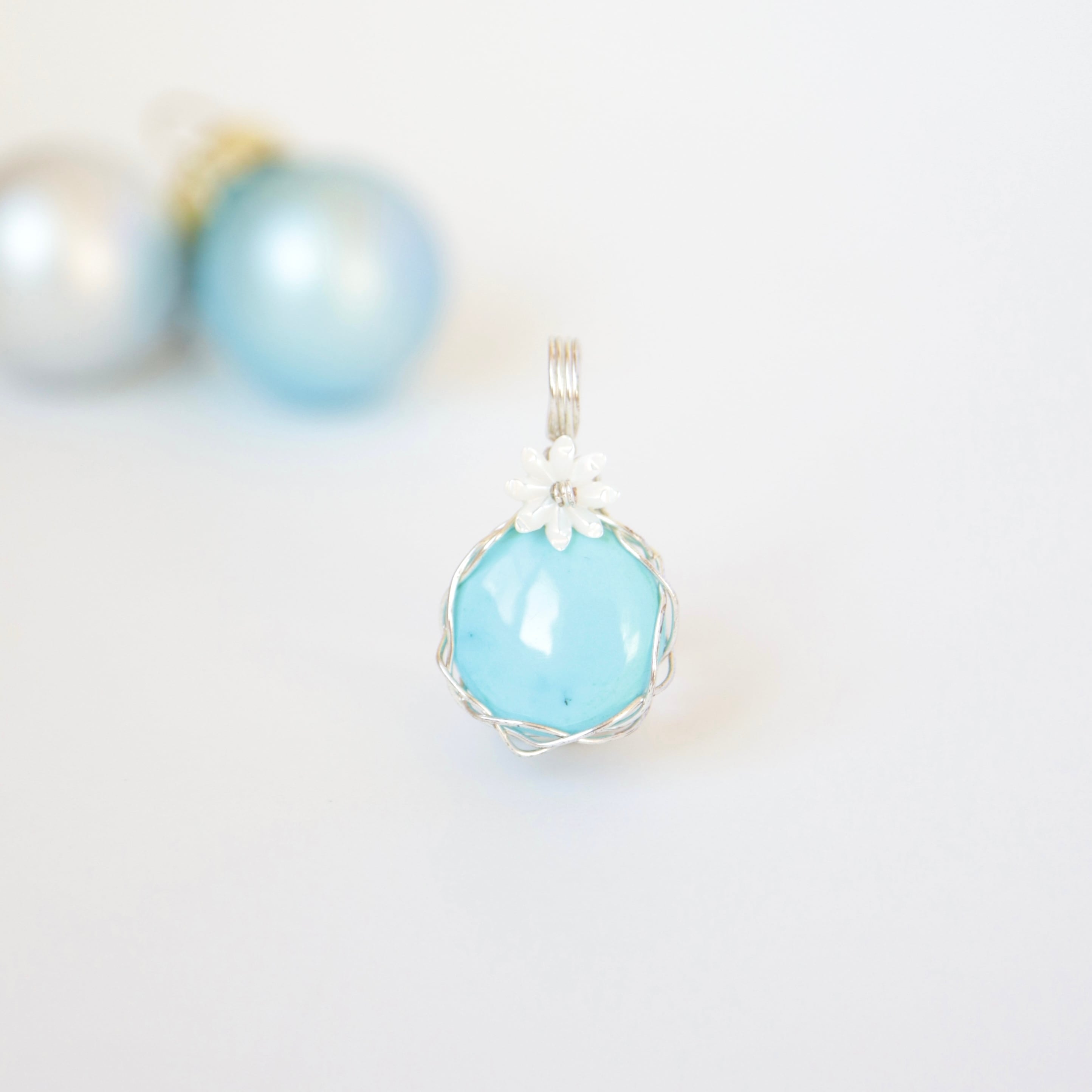 【1点もの】スリーピングビューティー《眠りの宝石》|12月誕生石・特別な青