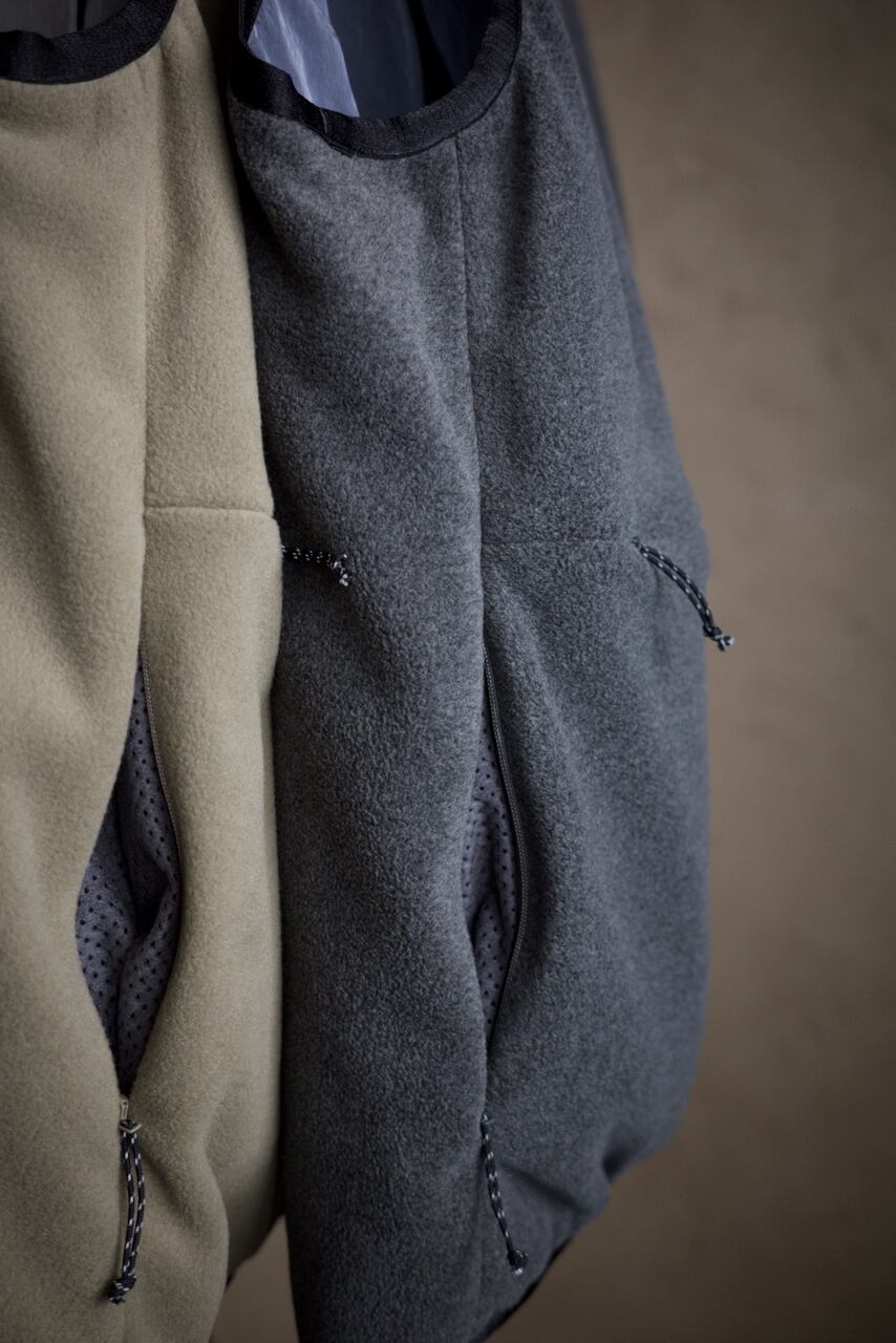 ENDS and MEANS / Reversible P/O Vest | iremono