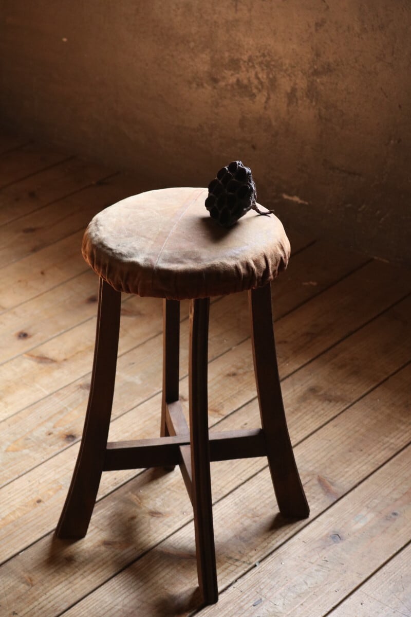 ③ 昭和レトロ 古道具 無垢材 丸椅子 スツール 木製椅子 古家具 花台