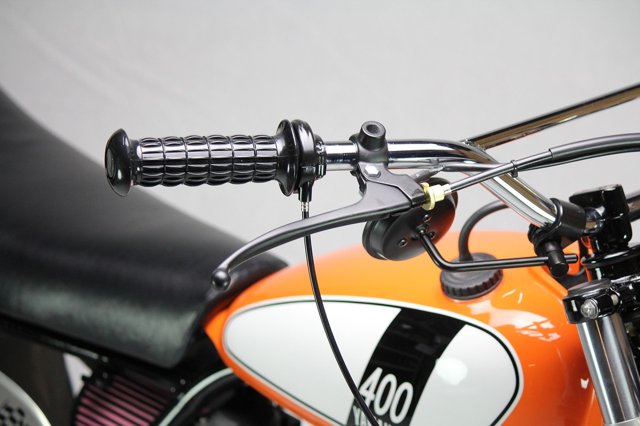AMAL364type Throttle (BLACK) & Cable set  /W400/650